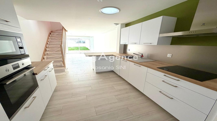 Ma-Cabane - Vente Maison LES SABLES D OLONNE, 64 m²