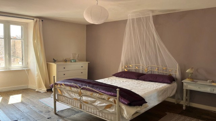 Ma-Cabane - Vente Maison LES SALLES LAVAUGUYON, 155 m²