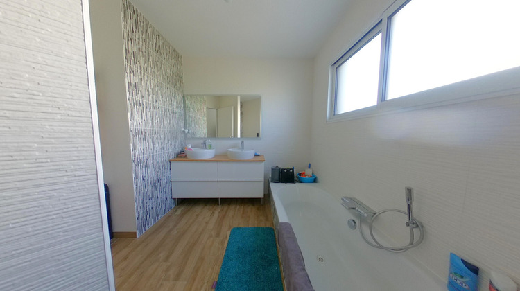 Ma-Cabane - Vente Maison LES SORINIERES, 154 m²