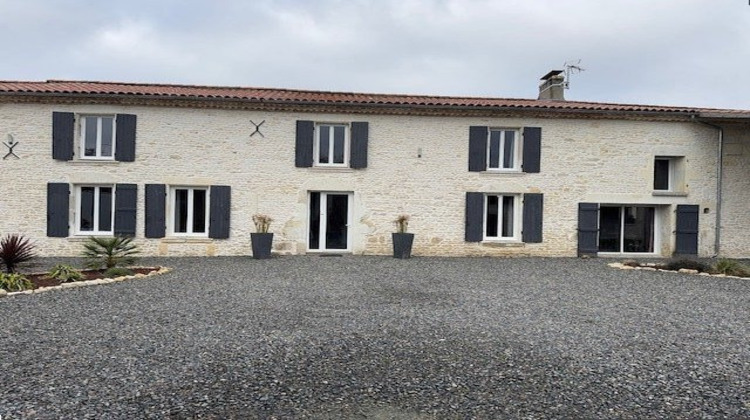 Ma-Cabane - Vente Maison LES TOUCHES DE PERIGNY, 240 m²