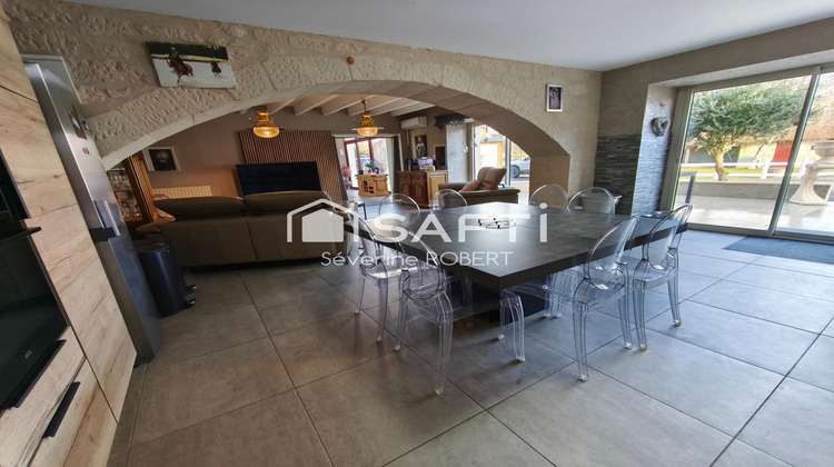 Ma-Cabane - Vente Maison Les Trois-Moutiers, 241 m²