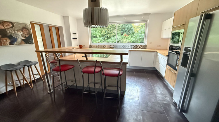 Ma-Cabane - Vente Maison LESIGNY, 209 m²