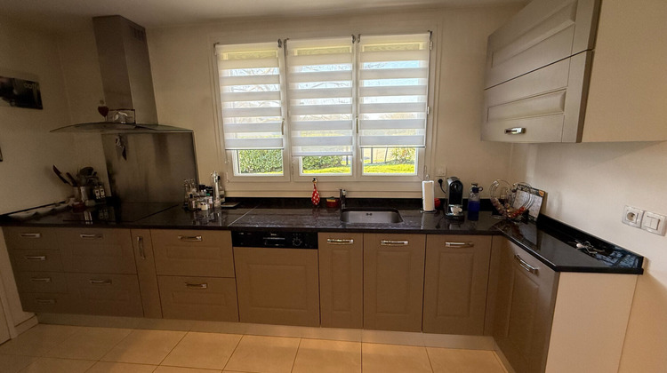 Ma-Cabane - Vente Maison LESIGNY, 168 m²