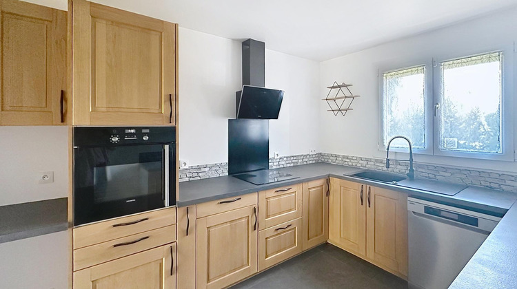 Ma-Cabane - Vente Maison Lesigny, 167 m²