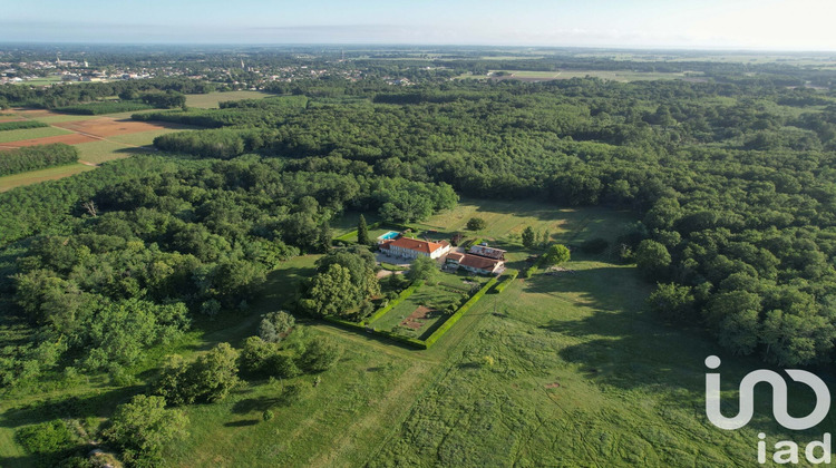 Ma-Cabane - Vente Maison Lesparre-Médoc, 460 m²