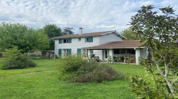 Ma-Cabane - Vente Maison Lesparre-Medoc, 128 m²