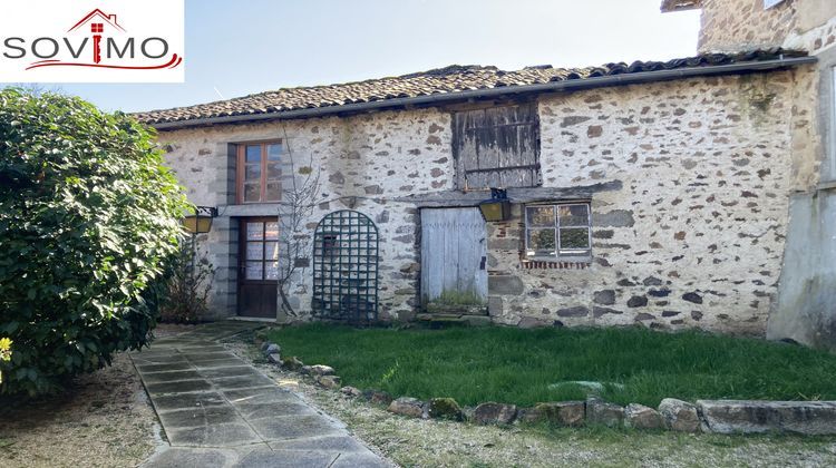 Ma-Cabane - Vente Maison Lesterps, 200 m²