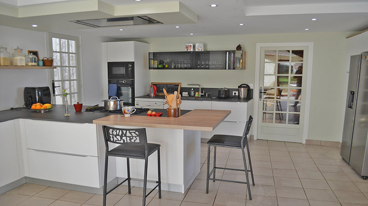 Ma-Cabane - Vente Maison LEUHAN, 200 m²