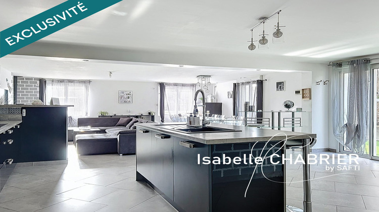 Ma-Cabane - Vente Maison Lezigne, 220 m²