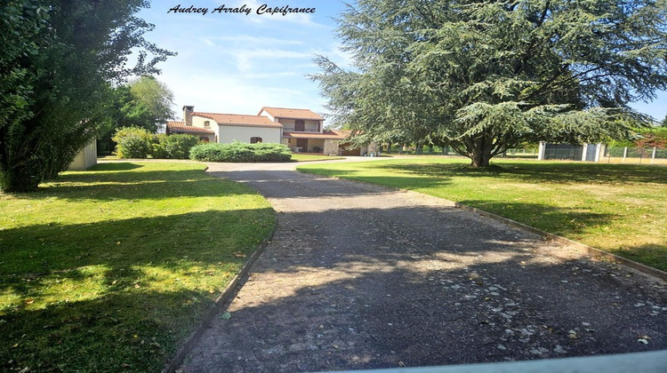 Ma-Cabane - Vente Maison LEZOUX, 175 m²