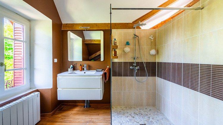 Ma-Cabane - Vente Maison LEZOUX, 374 m²
