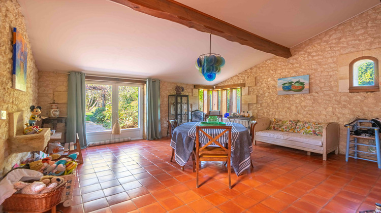 Ma-Cabane - Vente Maison Lignan-de-Bordeaux, 280 m²