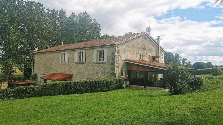 Ma-Cabane - Vente Maison LIGNIERES SONNEVILLE, 300 m²