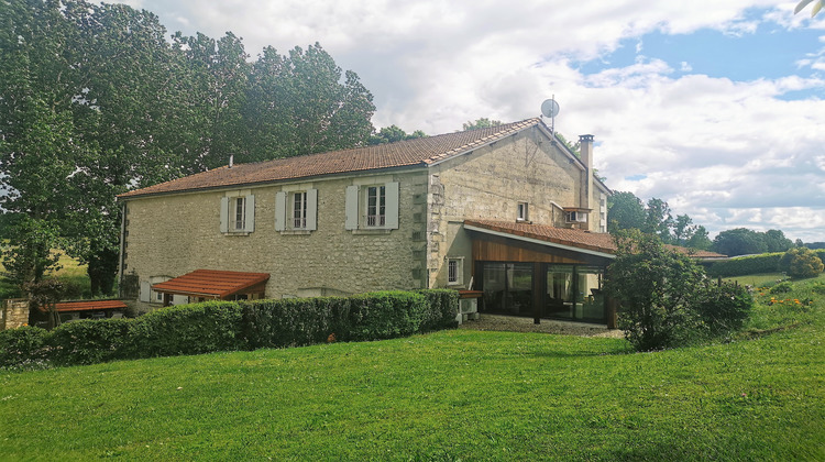 Ma-Cabane - Vente Maison LIGNIERES SONNEVILLE, 292 m²