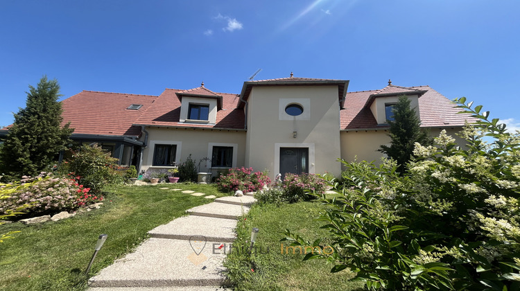 Ma-Cabane - Vente Maison Lignol-le-Château, 316 m²