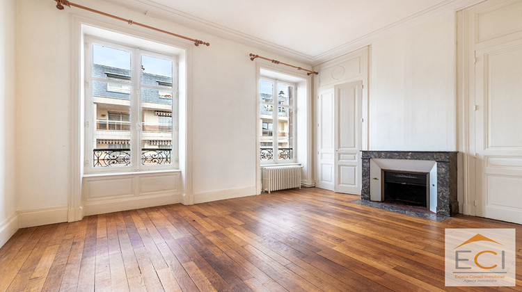 Ma-Cabane - Vente Maison LIMOGES, 314 m²