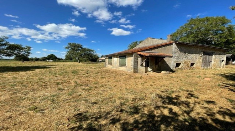 Ma-Cabane - Vente Maison Liniers, 130 m²