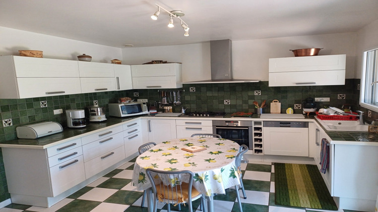 Ma-Cabane - Vente Maison LISSAC-ET-MOURET, 185 m²