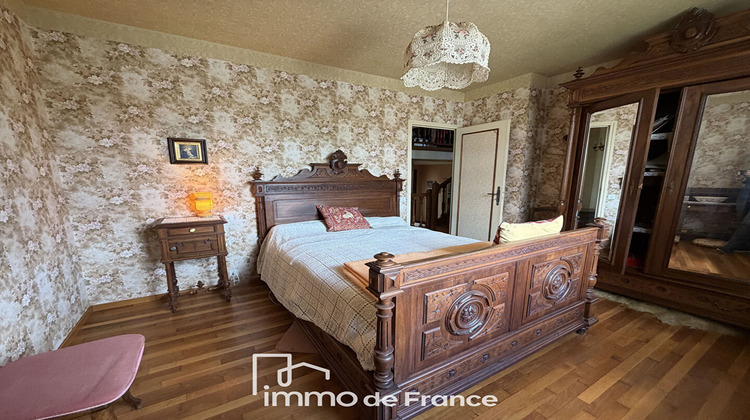 Ma-Cabane - Vente Maison LIVINHAC-LE-HAUT, 135 m²