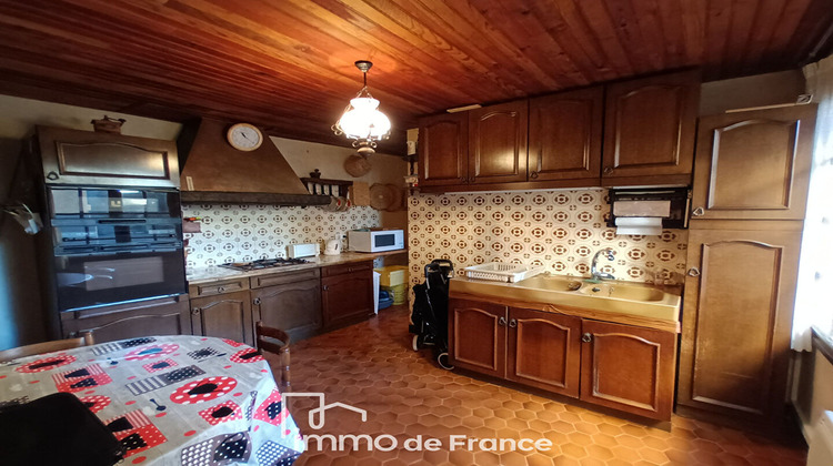 Ma-Cabane - Vente Maison LIVINHAC-LE-HAUT, 48 m²