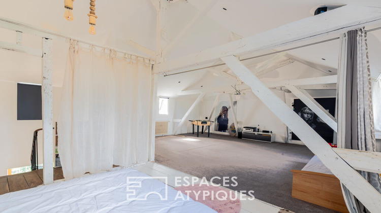 Ma-Cabane - Vente Maison LIVRE-SUR-CHANGEON, 250 m²