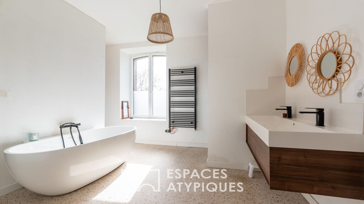 Ma-Cabane - Vente Maison LIVRE-SUR-CHANGEON, 250 m²