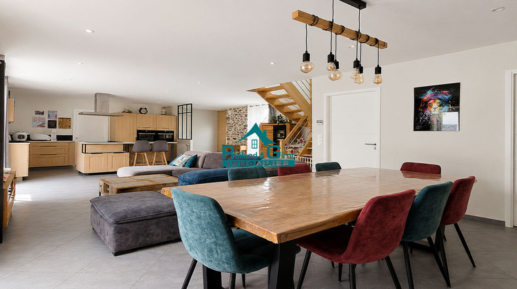 Ma-Cabane - Vente Maison LIVRE-SUR-CHANGEON, 134 m²