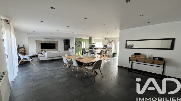 Ma-Cabane - Vente Maison Livron-sur-Drôme, 113 m²