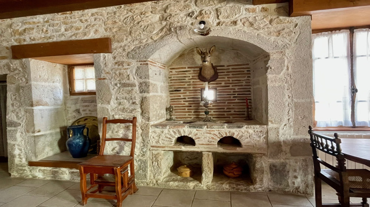 Ma-Cabane - Vente Maison Lizant, 200 m²