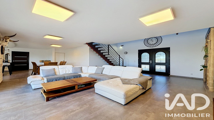 Ma-Cabane - Vente Maison Locunolé, 198 m²