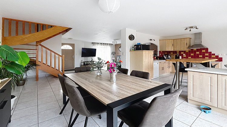 Ma-Cabane - Vente Maison LOIGNE-SUR-MAYENNE, 151 m²