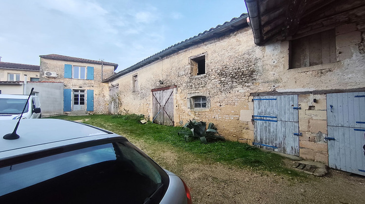 Ma-Cabane - Vente Maison LOIRE-SUR-NIE, 96 m²