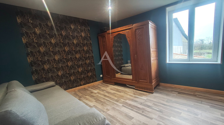 Ma-Cabane - Vente Maison LOIRE-SUR-NIE, 96 m²