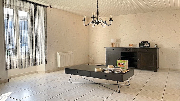 Ma-Cabane - Vente Maison LONGEVES, 105 m²