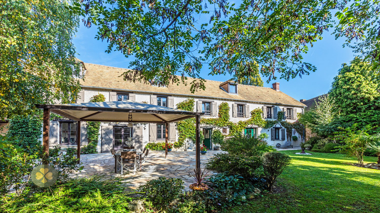 Ma-Cabane - Vente Maison Longnes, 311 m²