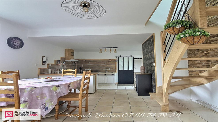 Ma-Cabane - Vente Maison LONGUE JUMELLES, 157 m²