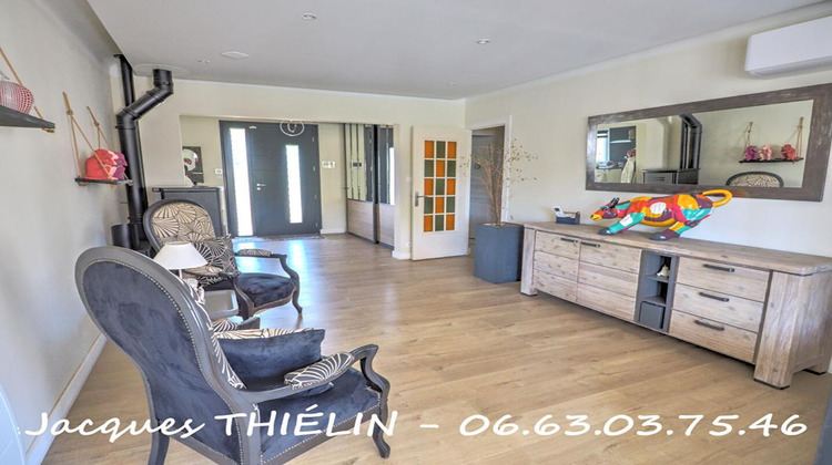 Ma-Cabane - Vente Maison LONGUE JUMELLES, 295 m²