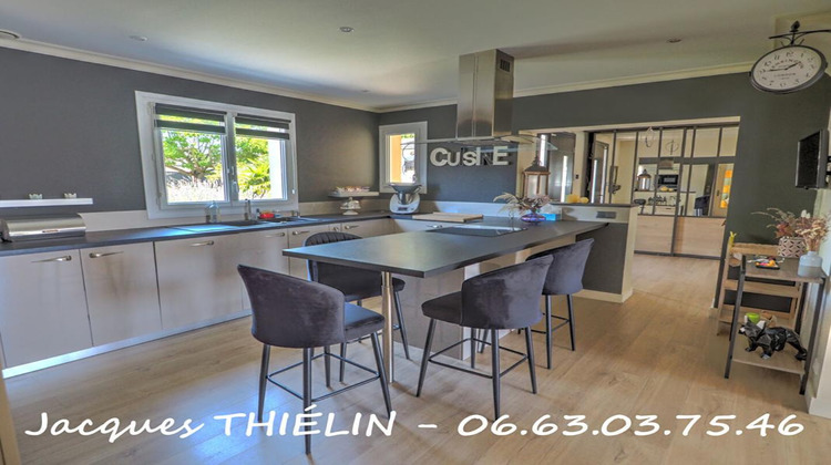 Ma-Cabane - Vente Maison LONGUE JUMELLES, 295 m²