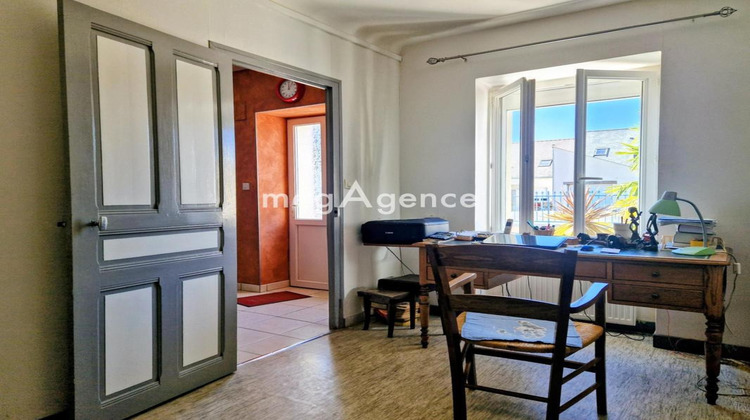 Ma-Cabane - Vente Maison LONGUE JUMELLES, 232 m²