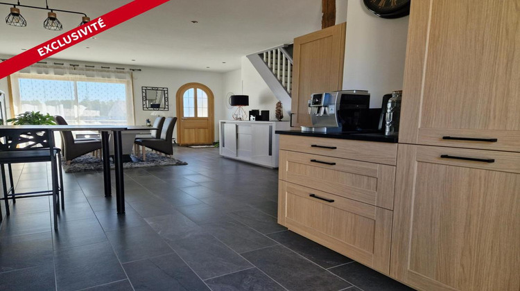 Ma-Cabane - Vente Maison LONGUE JUMELLES, 149 m²