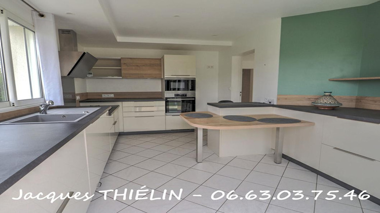 Ma-Cabane - Vente Maison LONGUE JUMELLES, 203 m²