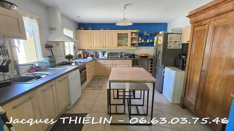 Ma-Cabane - Vente Maison LONGUE JUMELLES, 205 m²