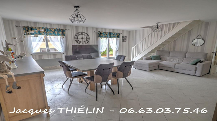 Ma-Cabane - Vente Maison LONGUE JUMELLES, 124 m²