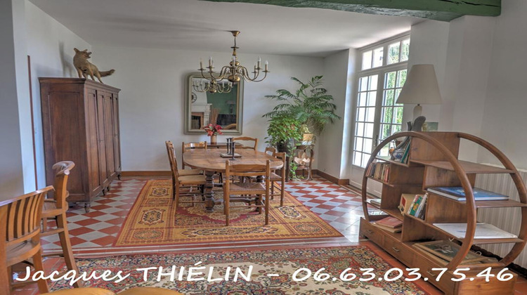 Ma-Cabane - Vente Maison LONGUE JUMELLES, 210 m²