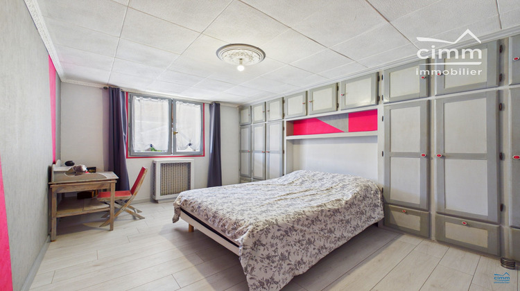 Ma-Cabane - Vente Maison Longué-Jumelles, 188 m²