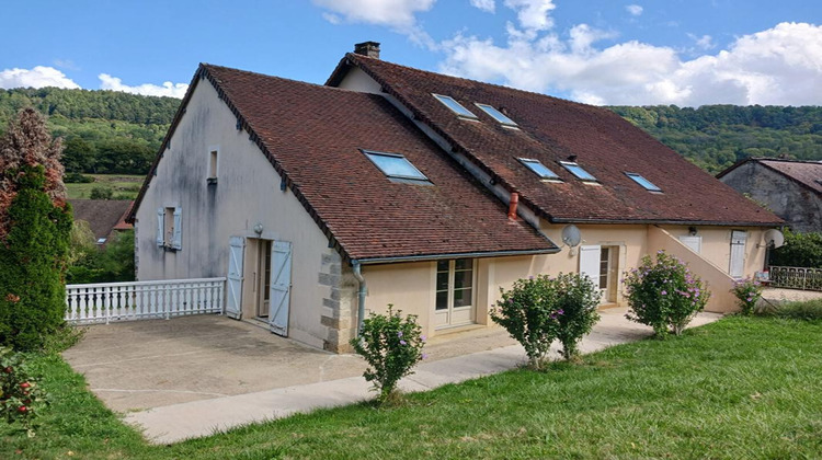 Ma-Cabane - Vente Maison LONS LE SAUNIER, 112 m²