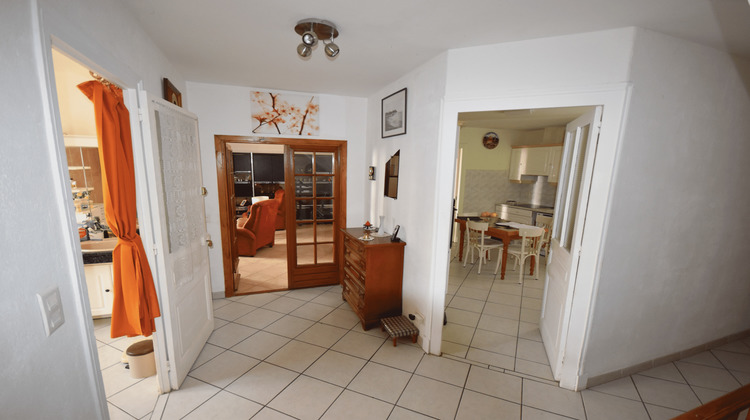 Ma-Cabane - Vente Maison Lons-le-Saunier, 190 m²