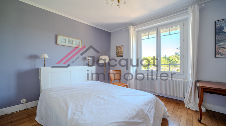 Ma-Cabane - Vente Maison LONS-LE-SAUNIER, 211 m²