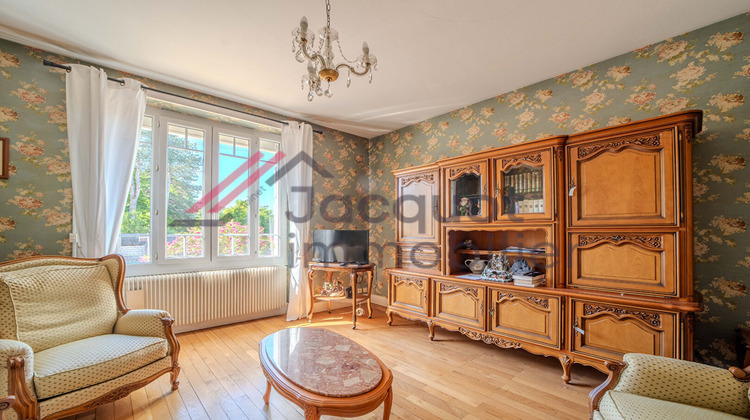 Ma-Cabane - Vente Maison LONS-LE-SAUNIER, 211 m²