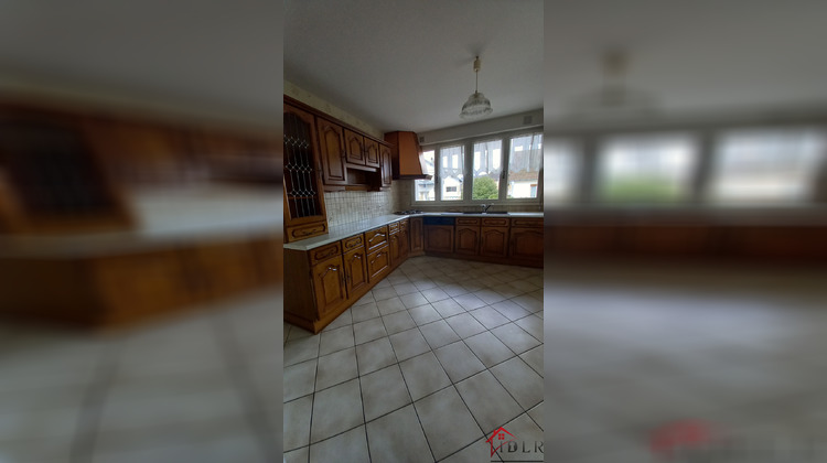 Ma-Cabane - Vente Maison Lons-le-Saunier, 111 m²